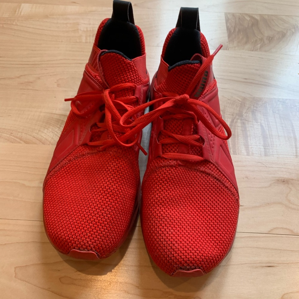 Puma Sneakers